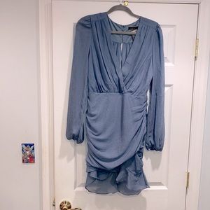 NWT🆕 Blue Blush. Chic, shimmery, BlueLilac chiffon dress. Lined, sheer sleeves